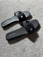 Slip on flat sliders black