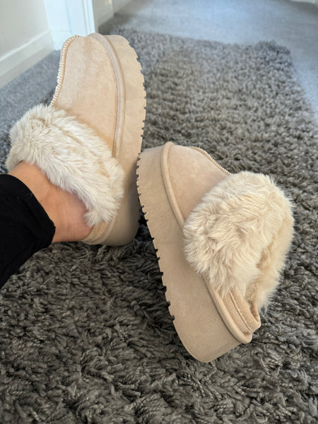 Platform mule faux fluffy slippers