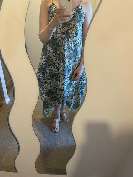 Leaf print hanky hem dress