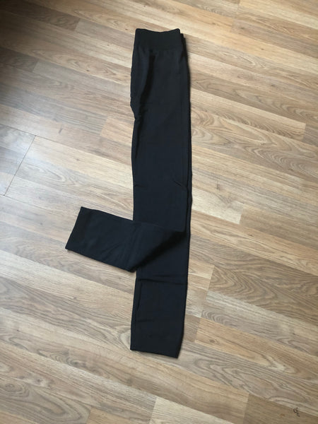 Black seamless leggings