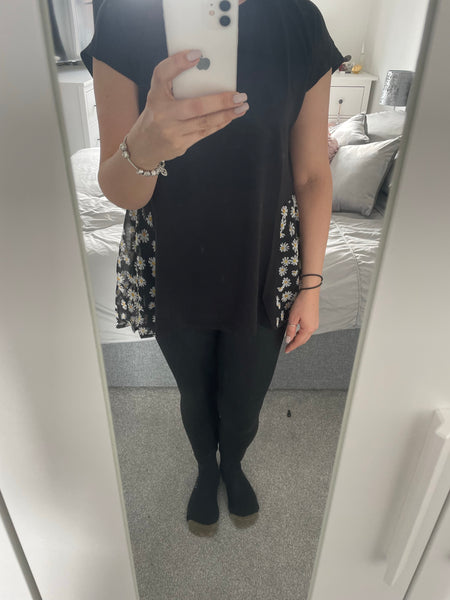 Daisy chiffon hem top